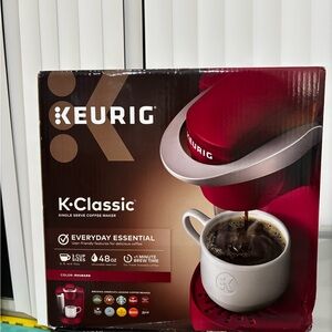 Keurig K-Classic Single Serve Coffee Maker - Red